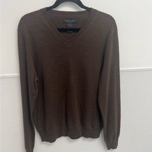 Bloomingdales The Men’s store - Brown Sweater - NWOT
